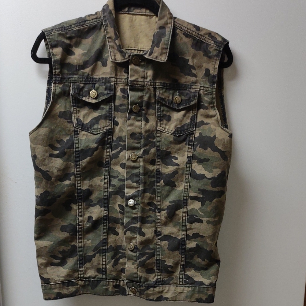 Men's Camouflage Sleeveless Denim Vest Size Small